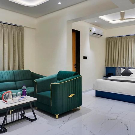 Palm Suites Baner- Indian Nationals Only Pune Exterior foto